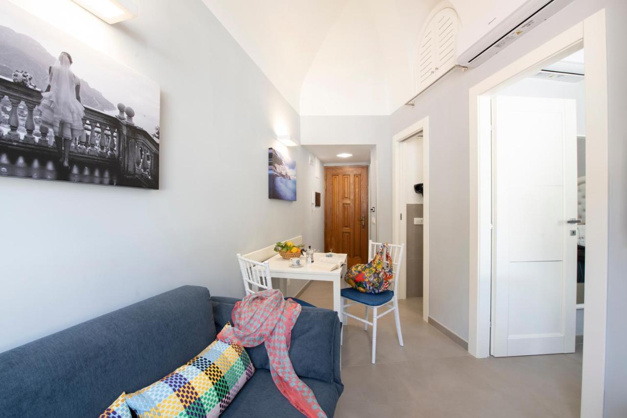 Vittoria House Centro Storico Villa Amalfi Buitenkant foto
