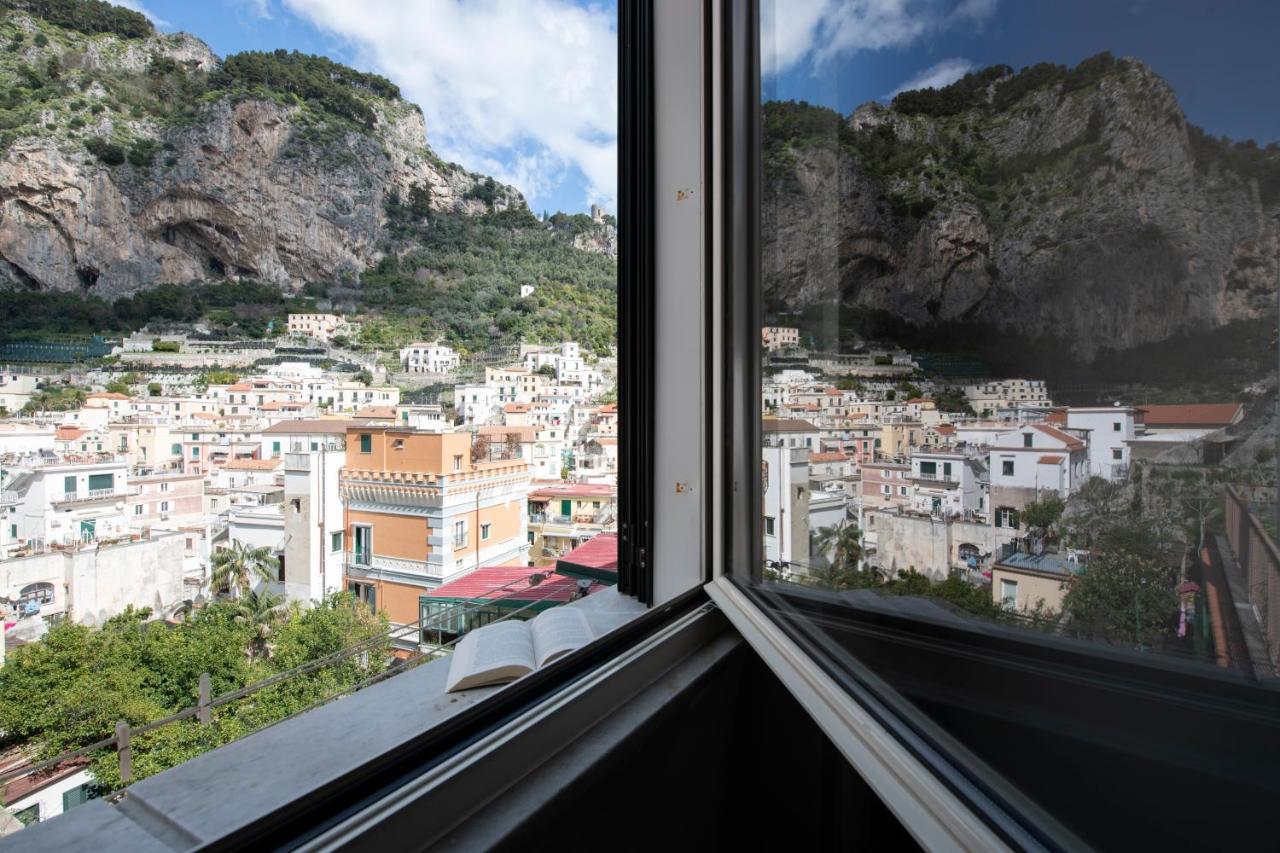 Vittoria House Centro Storico Villa Amalfi Buitenkant foto